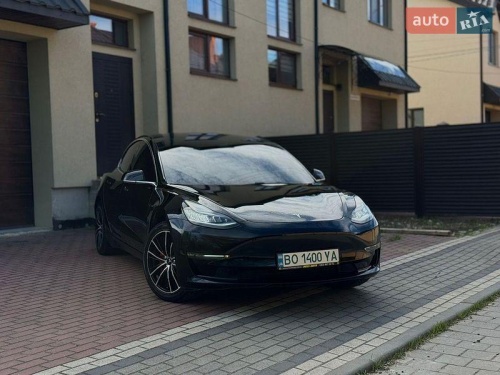 Tesla Model 3 2019