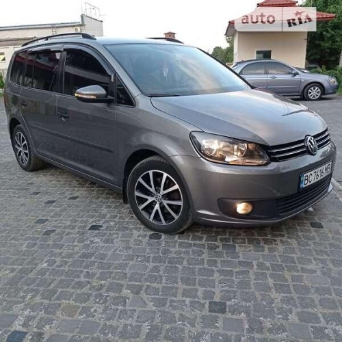 Volkswagen Touran 2011