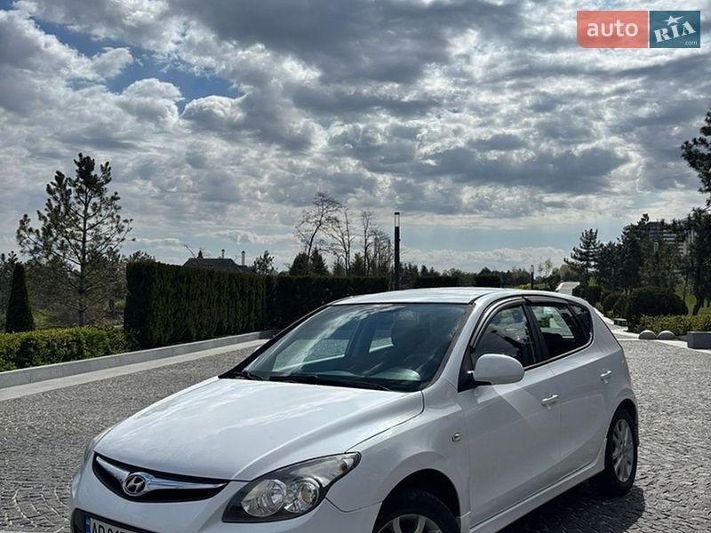 Hyundai i30 2011