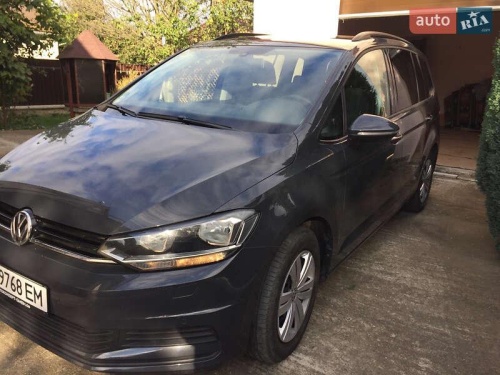 Volkswagen Touran 2016