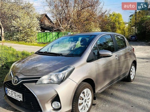 Toyota Yaris 2015