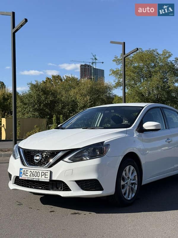 Nissan Sentra 2018