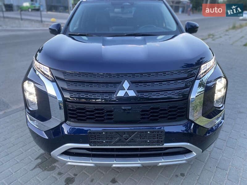 Mitsubishi Outlander 2022