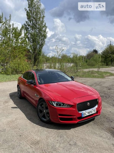 Jaguar XE 2018