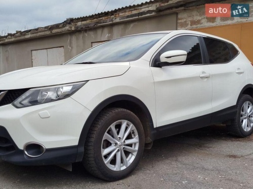 Nissan Qashqai 2015