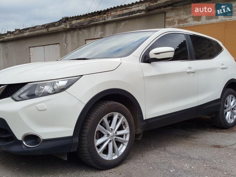 Nissan Qashqai 2015
