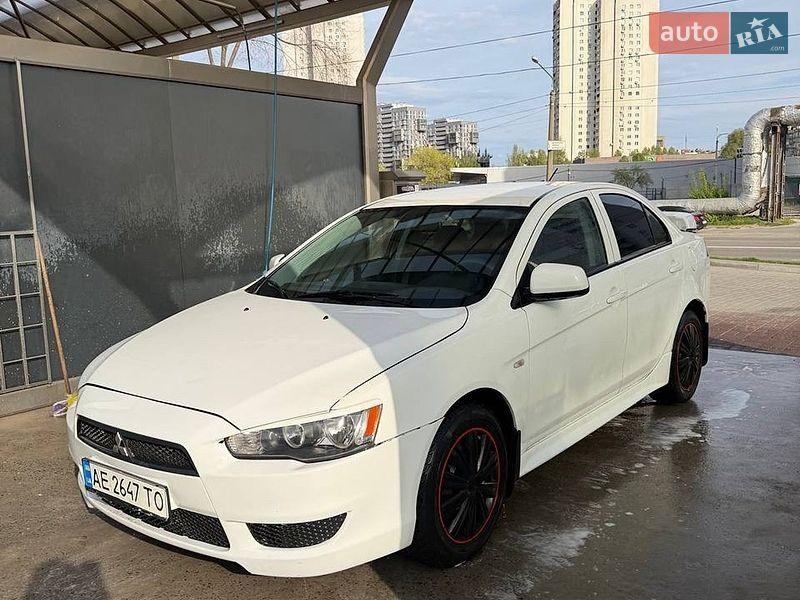 Mitsubishi Lancer 2011