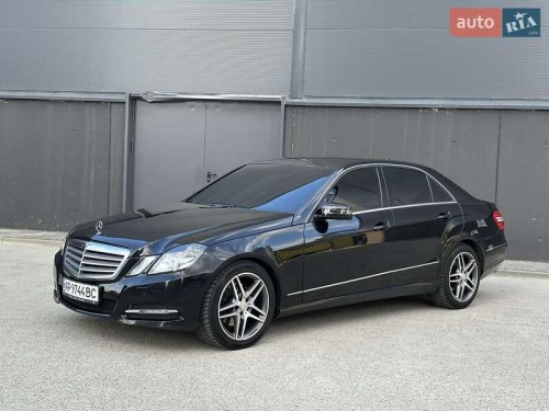 Mercedes-Benz E-Class 2009