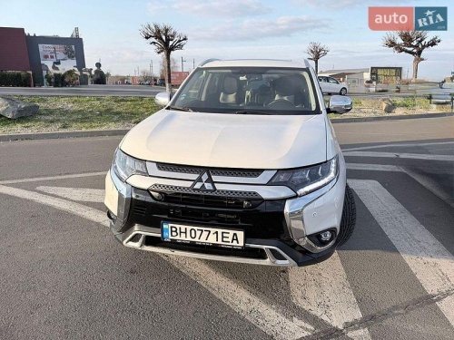 Mitsubishi Outlander 2018
