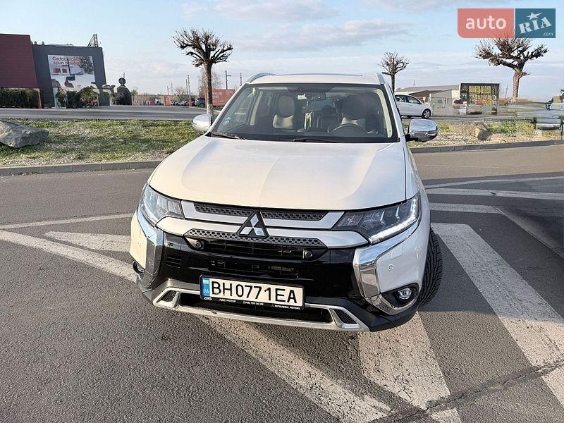 Mitsubishi Outlander 2018