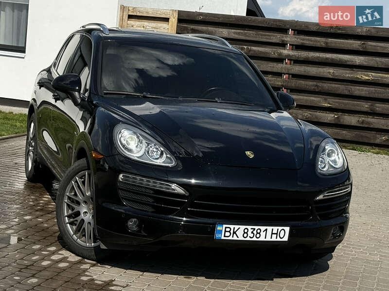 Porsche Cayenne 2011
