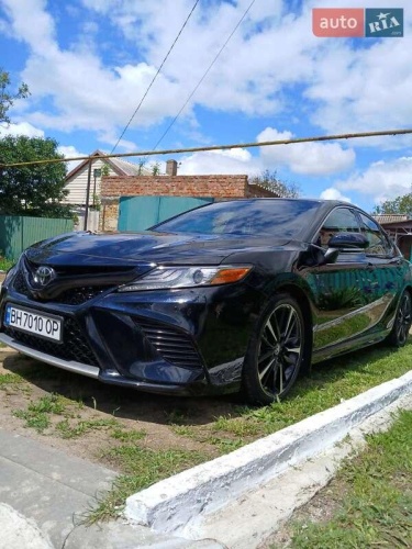 Toyota Camry 2018