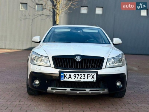 Skoda Octavia Scout 2011