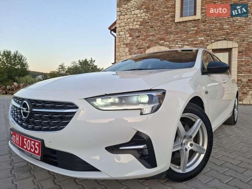 Opel Insignia 2021