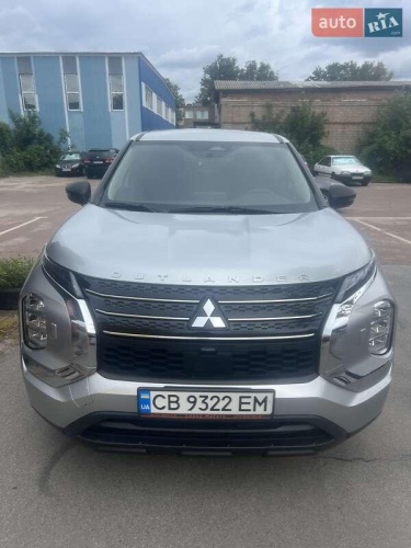 Mitsubishi Outlander 2022