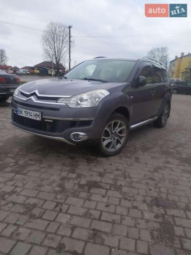 Citroen C-Crosser 2011