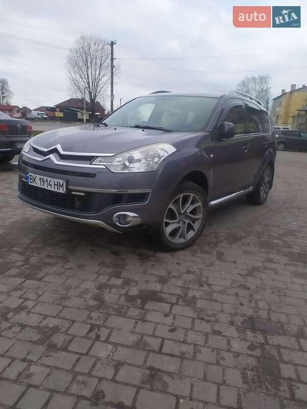 Citroen C-Crosser 2011