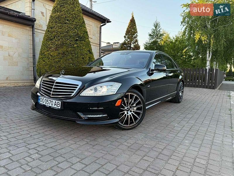 Mercedes-Benz S-Class 2012