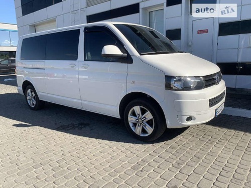 Volkswagen Caravelle 2015
