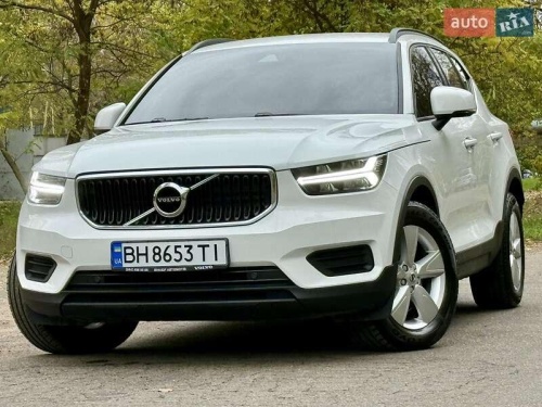 Volvo XC40 2019