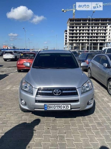 Toyota RAV4 2010