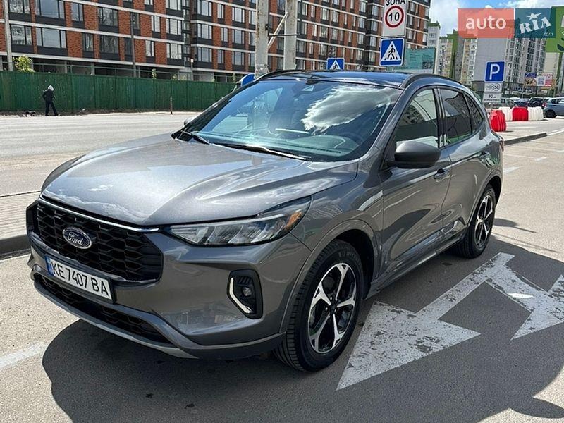 Ford Escape 2024