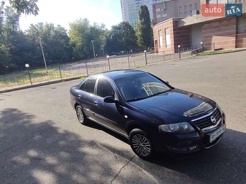 Nissan Almera 2011
