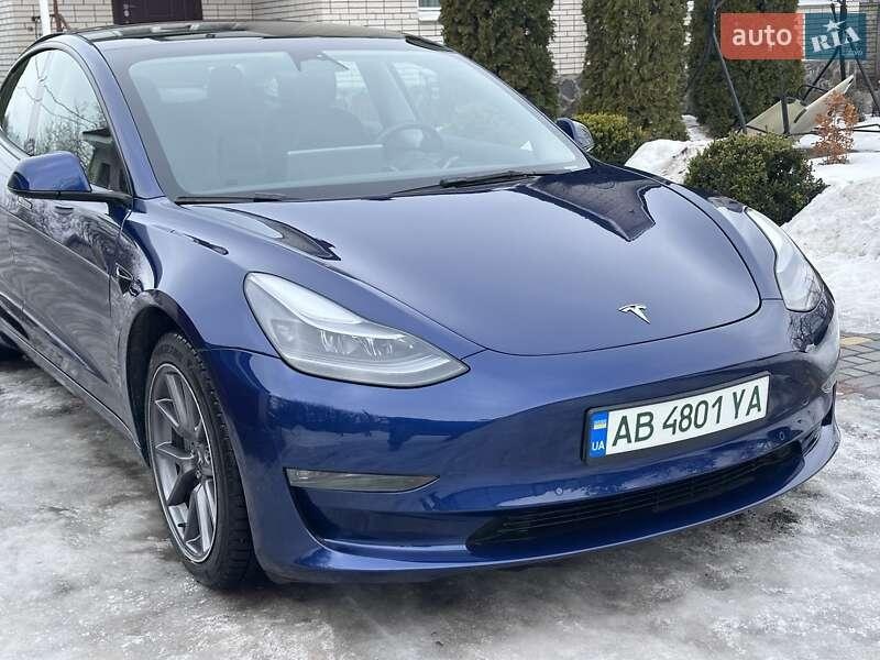 Tesla Model 3 2022
