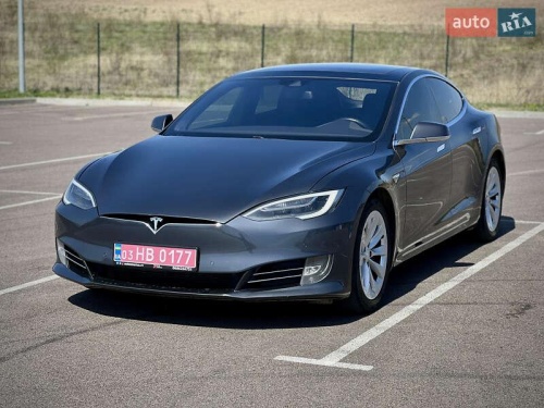 Tesla Model S 2016