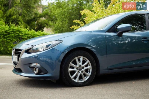 Mazda 3 2015