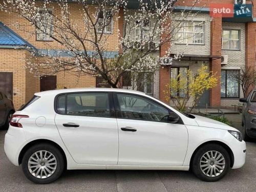 Peugeot 308 2015
