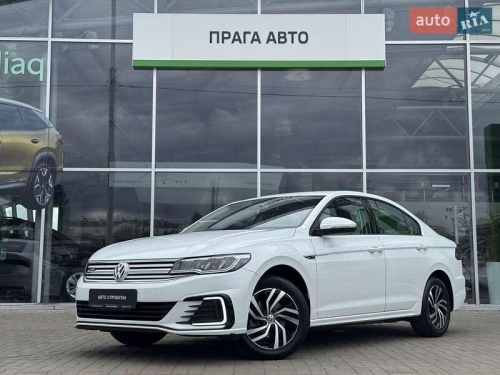 Volkswagen e-Bora 2020