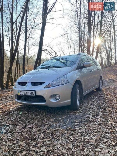 Mitsubishi Grandis 2008