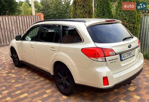 Subaru Outback 2014