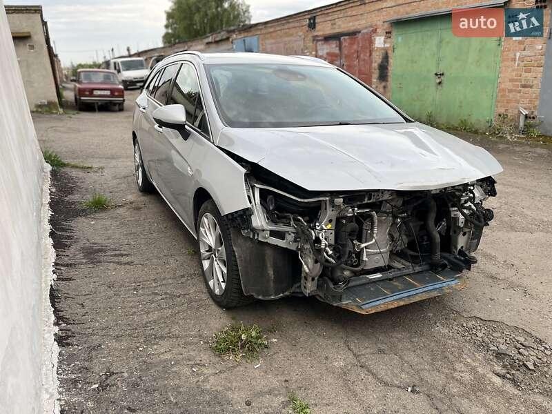 Opel Astra 2016