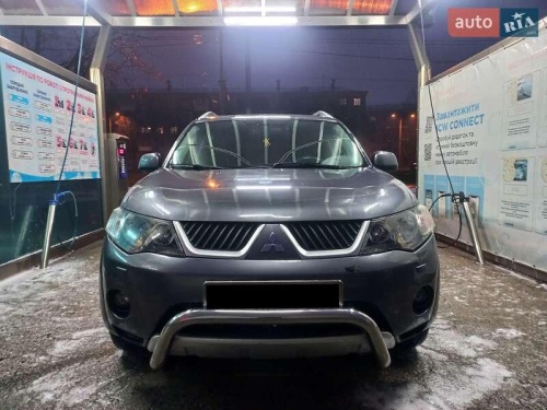Mitsubishi Outlander 2008