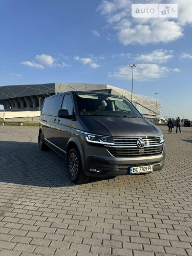 Volkswagen Caravelle 2022