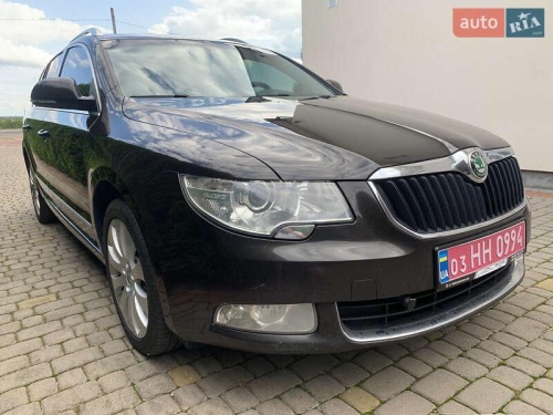 Skoda Superb 2012