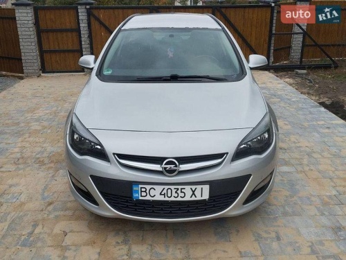 Opel Astra 2014