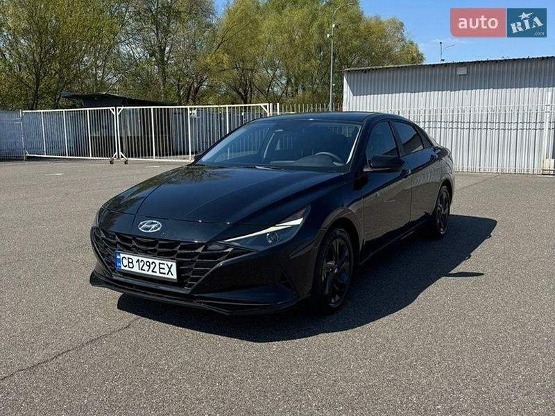 Hyundai Elantra 2022