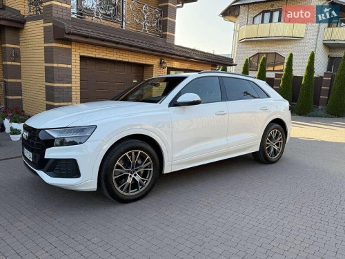 Audi Q8 2021