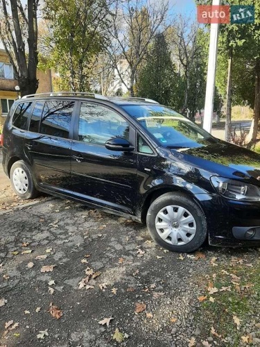 Volkswagen Touran 2012