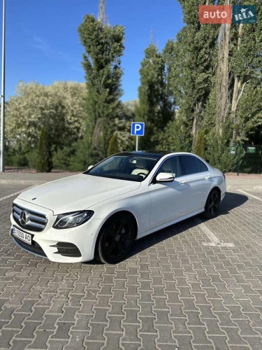 Mercedes-Benz E-Class 2017