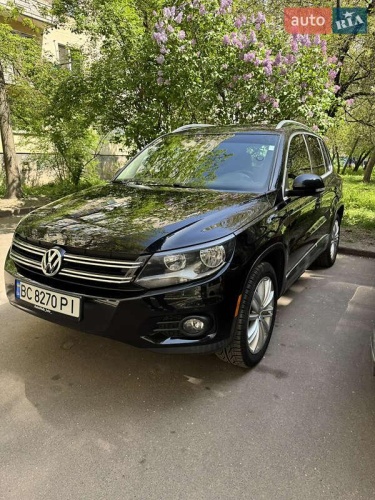 Volkswagen Tiguan 2012