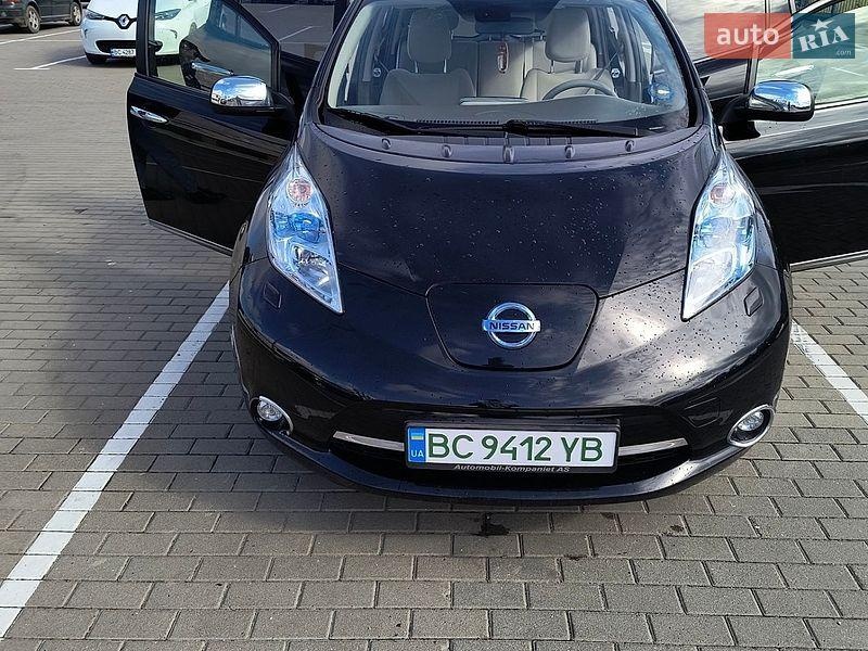 Nissan Leaf 2012