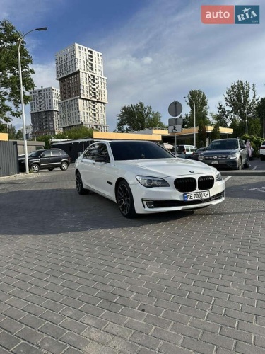 BMW 7 Series 2013