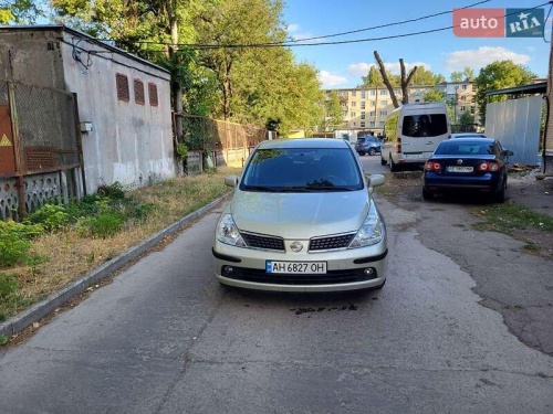 Nissan TIIDA 2008