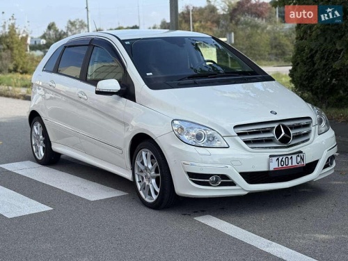 Mercedes-Benz B-Class 2010