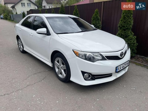 Toyota Camry 2012