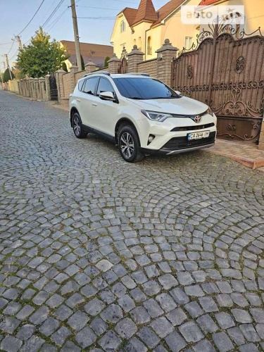 Toyota RAV4 2017